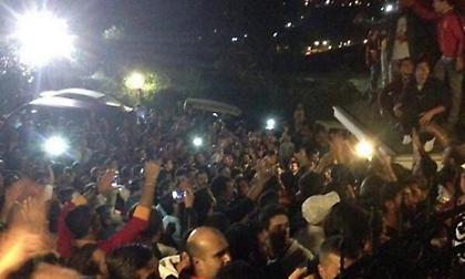 Συγκλονιστική στήριξη στον Φατίχ Τερίμ (pics)