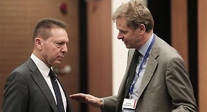 Το «παζάρι» για το πλεόνασμα κρύβει και άλλα μέτρα