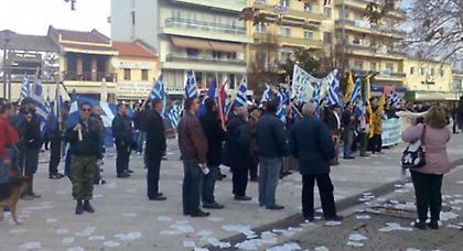 Χρυσή Αυγή: «Λαμπρός ηγέτης ο Αδόλφος Χίτλερ»