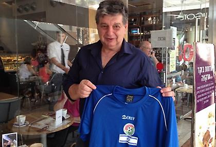 Ο Γιτζάκ Σουμ επιστρέφει στην Ελλάδα