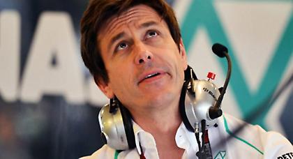 Αναμένεται... μάχη Mercedes-Ferrari