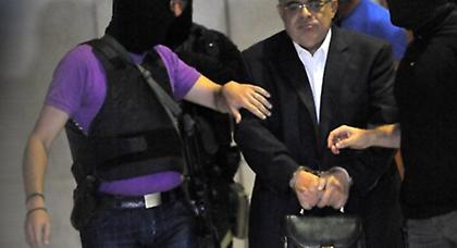 Ποινική δίωξη ασκήθηκε στους πέντε συλληφθέντες βουλευτές της Χρυσής Αυγής