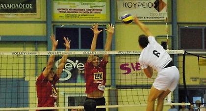 Ήττα για Φοίνικα