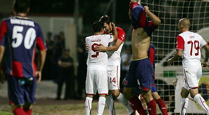 …και βροχή τα μπινελίκια!