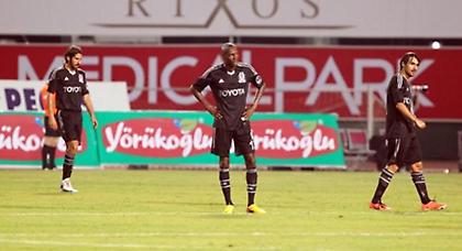 «Γκρεμίστηκε» η Μπεσίκτας (video)