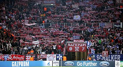 Με τον κόσμο στο πλευρό του Ολυμπιακός