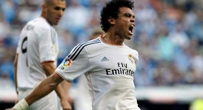 Γέμισε αίματα ο Πέπε! (video)