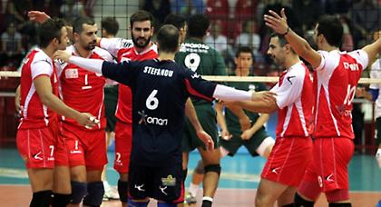 Άνετα ο Ολυμπιακός, 3-0 τον ΠΑΟ