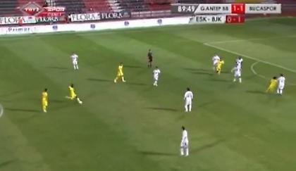 Ταμ και... «μπαμ» (video)