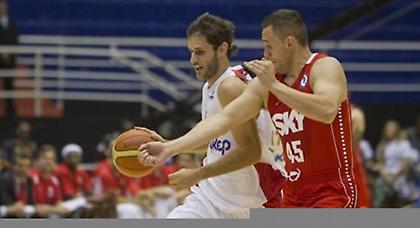 Ταβερνάρι: «Στους κορυφαίους παγκοσμίως ο Ολυμπιακός»