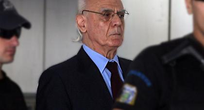 «Είκοσι χρόνια στον Τσοχατζόπουλο, δώδεκα στη Βίκυ»!