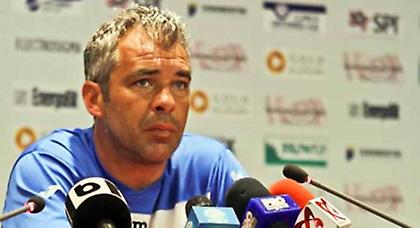 Βλέπει… Ανόρθωση η Πάκος Φερέιρα