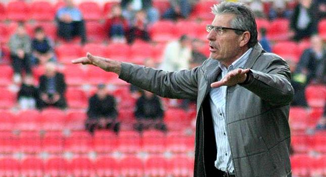 Δεν χάνει την πίστη του