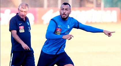 «Δεν βγάζει λαγό απ’ το καπέλο ο Μήτρογλου»