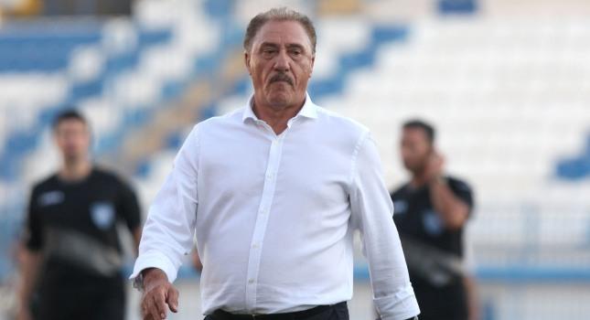 Στις εξέδρες ο Μαντζουράκης!