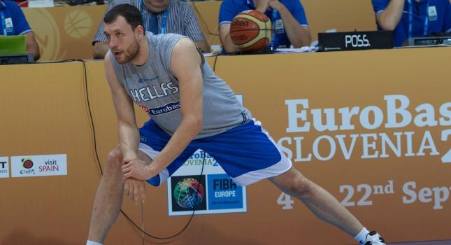 Μέσα με Ολυμπιακό ο Μαυροκεφαλίδης