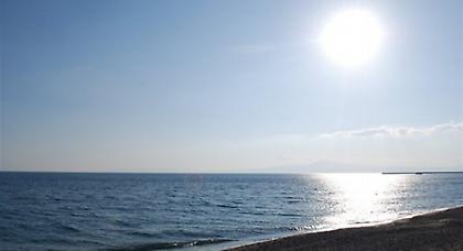 Καλοκαιρινό Σαββατοκύριακο με 30 βαθμούς και λιακάδα