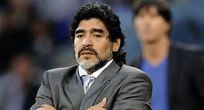 Στο «Ολίμπικο» ο Μαραντόνα