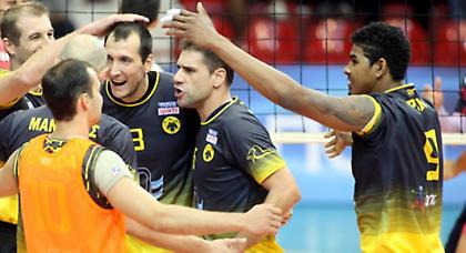 «Μπούκαρε» η ΑΕΚ!