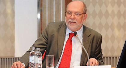 Το Δεκέμβριο το χρηματοδοτικό κενό, Απρίλιο τα μέτρα ελάφρυνσης του χρέους