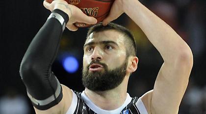 Βασιλειάδης: «Με προσβάλλει η στάση της Μπιλμπάο»