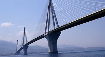 Γιος γνωστού επιχειρηματία της Πάτρας ο νεαρός που αυτοκτόνησε στη γέφυρα Ρίου-Αντιρρίου