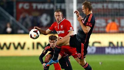 Κόλλησαν στο «Χ»