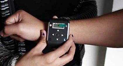 Ψηφίστηκε το νομοσχέδιο για τα «βραχιολάκια»