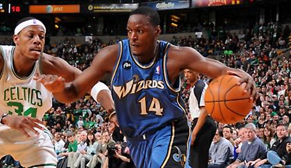 Ξανά στην Κίνα ο Θόρντον