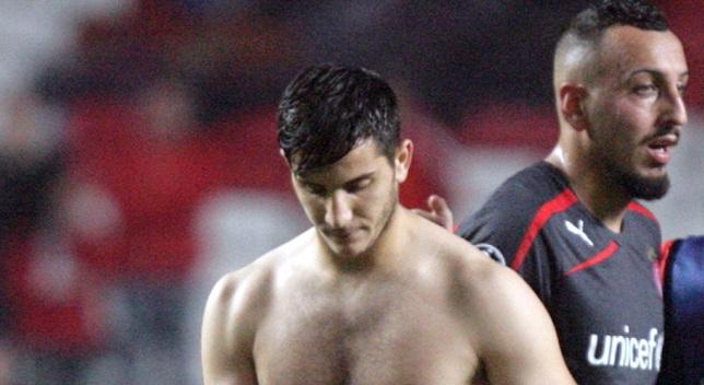 Πιστεύει στο «τρίποντο» ο Μανωλάς