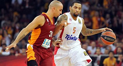 Λο: «Να γίνεις σύντομα καλά αδερφέ»