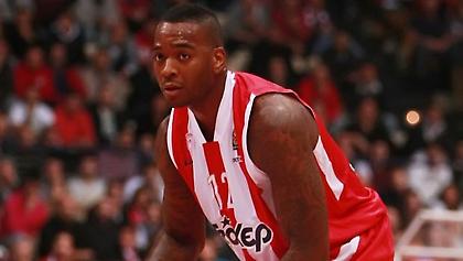 «Κόπηκε» από Νικς ο Πάουελ