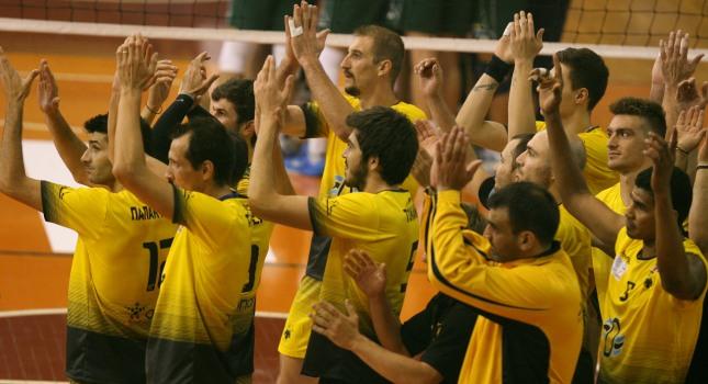 Θριαμβεύτρια η ΑΕΚ!