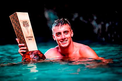 Ρώσος ο απόλυτος κυρίαρχος των καταδύσεων