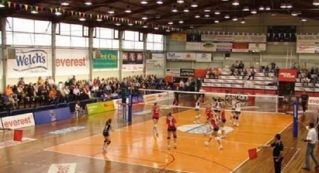 Πήρε άδεια το κλειστό του Μαρκόπουλου