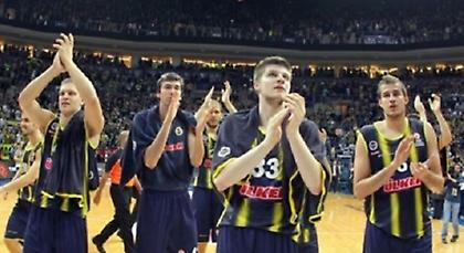 Ασταμάτητοι Ζοτς και Ιτούδης, ήττα παρά τον... Ταπούτο