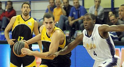 Νίκη… by Χαρτ