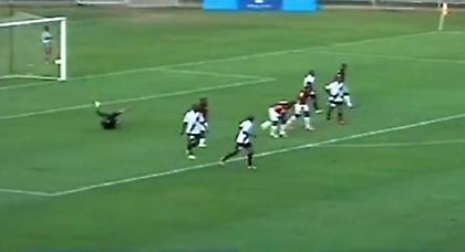 Βολέ και… αυτογκόλ (video)