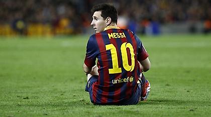 Παράπονα για τον αγωνιστικό χώρο του «Καμπ Νου»