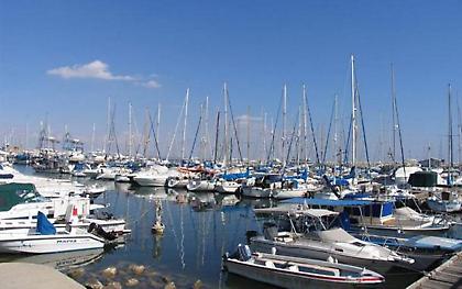 Μαρίνα πολυτελείας στο Ναύπλιο