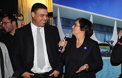 Μαντάμ, μπέρδεψες τους Ρονάλντο (video)