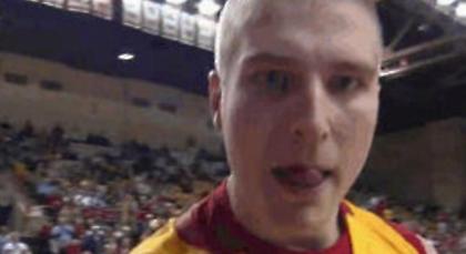 Το απίστευτο κάρφωμα του λευκού… Τζόρνταν (video)