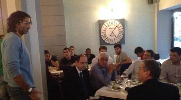 Γεύμα στον Ιωαννίδη κι έκπληξη στον Αγγέλου