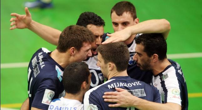 Σερβίς, το… Σαββατόβραδο