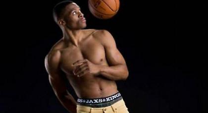 Αστέρας του ΝΒΑ έγινε μοντέλο εσωρούχων (pics)