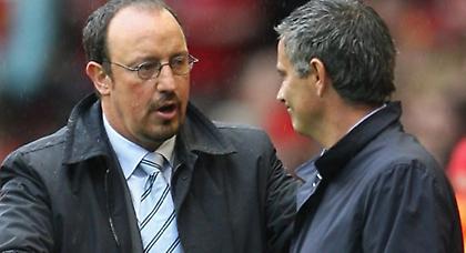 Μπενίτεθ: «Έχουν κολλήσει στο 2005 οι οπαδοί της Τσέλσι»