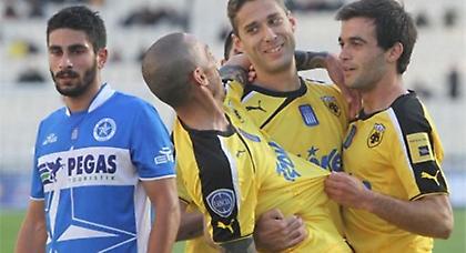 Nτακόλ: «Bγαίνει η δουλειά μας στο γήπεδο»