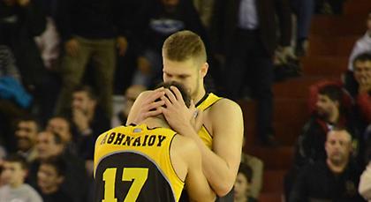 Βεζένκοφ: «Μεγάλη νίκη»