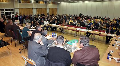 Ένταση στη συνεδρίαση για την «Αγια-Σοφιά»