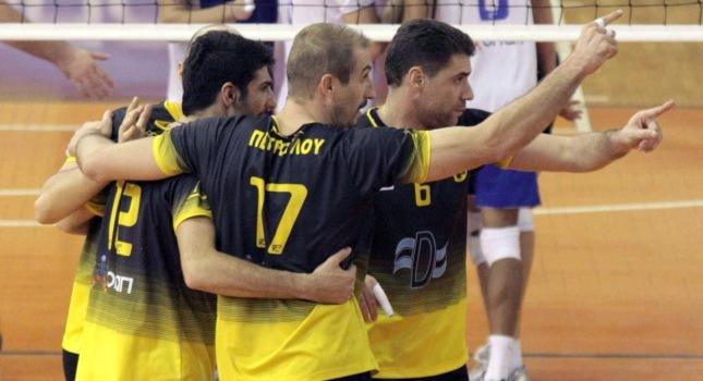 Έκλεισε το «καρέ» η ΑΕΚ